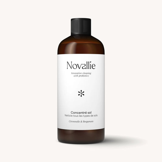 Vue de face du concentré sol Novallie, nettoyant probiotique pour tous types de sols.