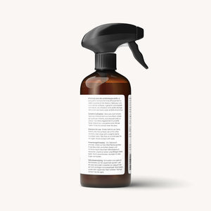 Vue arrière du spray multi-surfaces Novallie avec la composition et les instructions d’utilisation.